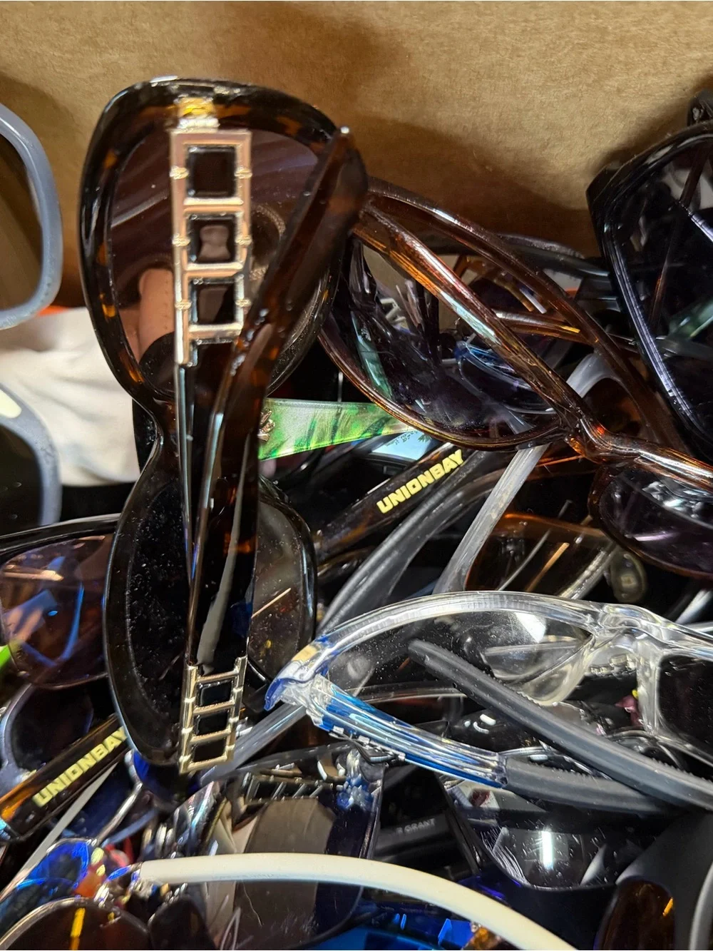 Assorted Sunglasses Lot - Mixed Colors Including Bright Blue - Picture 8 of 10